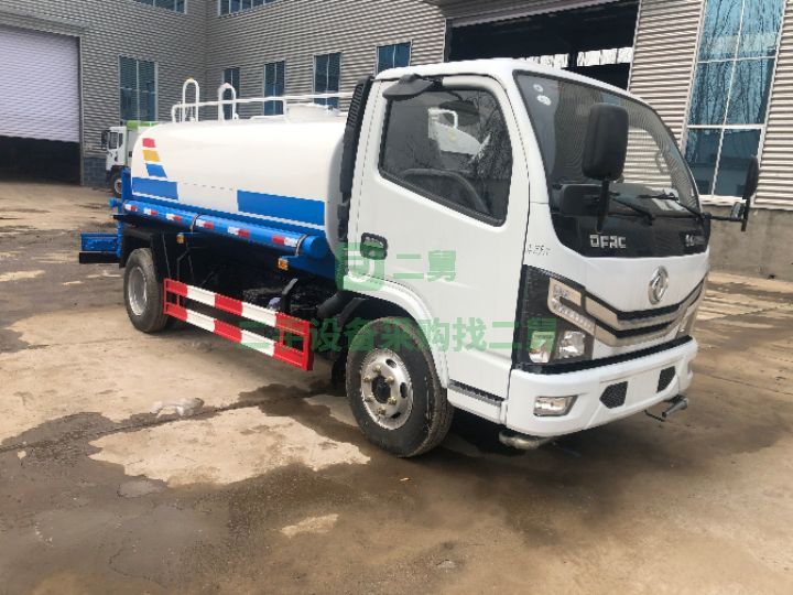 山東出售國六排放標準東風5立方灑水車