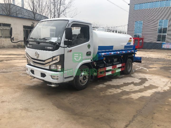 山東出售國六排放標準東風5立方灑水車
