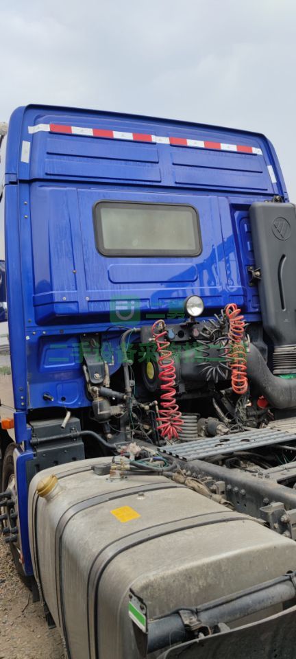 出售一年一個(gè)月歐曼GTL430馬力牽引車，WP12升濰柴動(dòng)力，全保險(xiǎn)