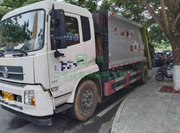 出售二手九成新的東風(fēng)天錦14方壓縮垃圾車