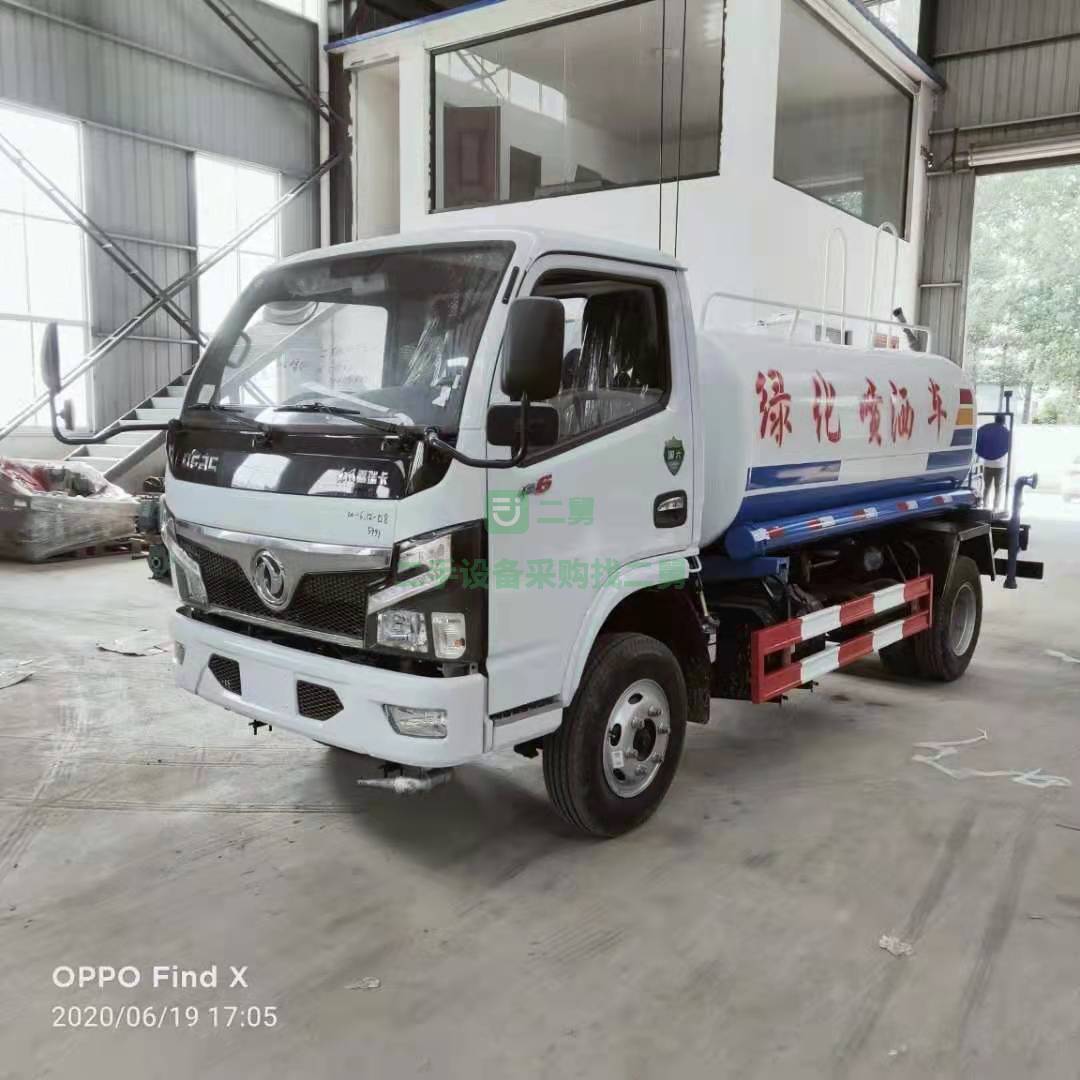出售一臺全新國六五方灑水車  藍牌黃牌都可以