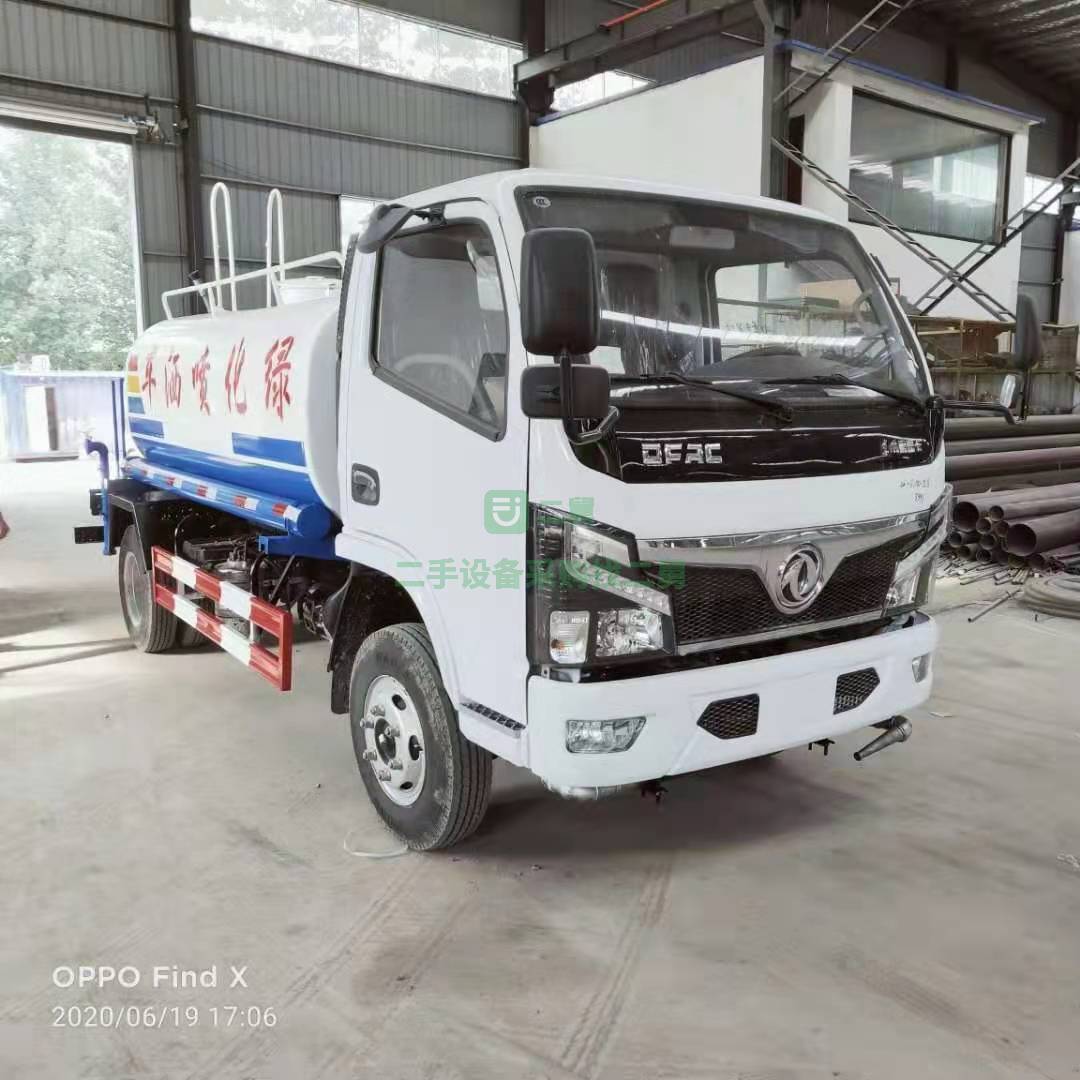 出售一臺全新國六五方灑水車  藍牌黃牌都可以