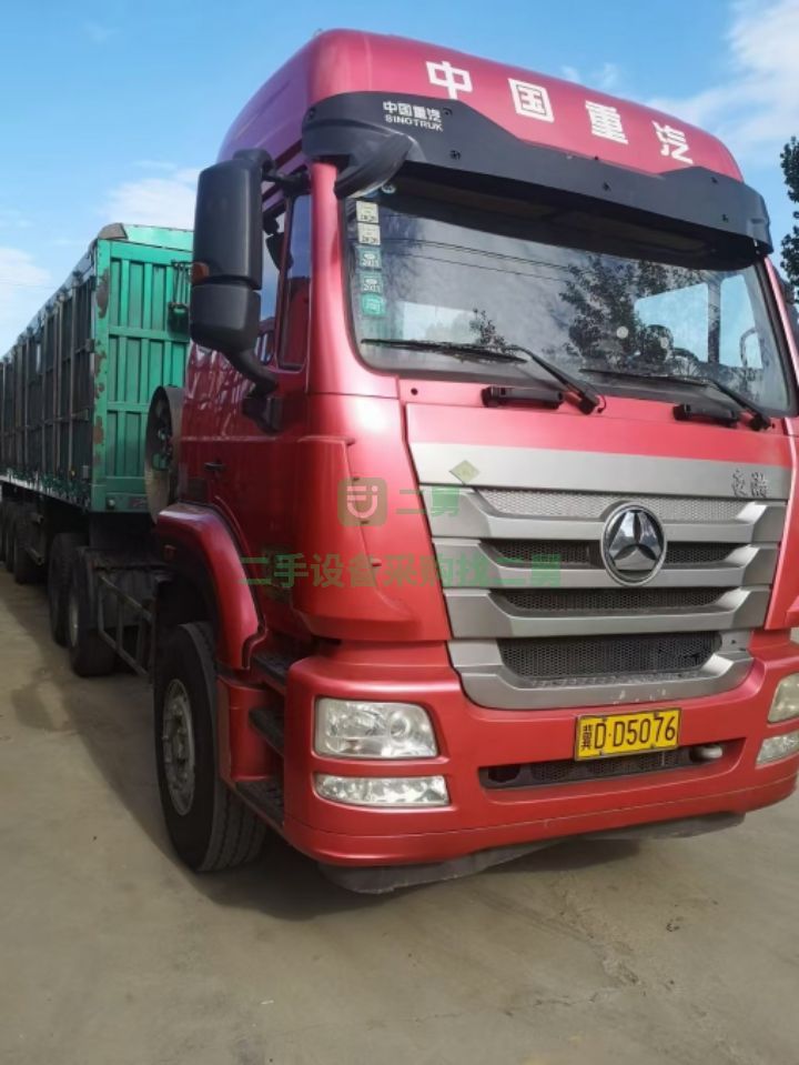 出售一臺豪瀚430馬力天然氣牽引車，18年11月全保險，車況原版精品