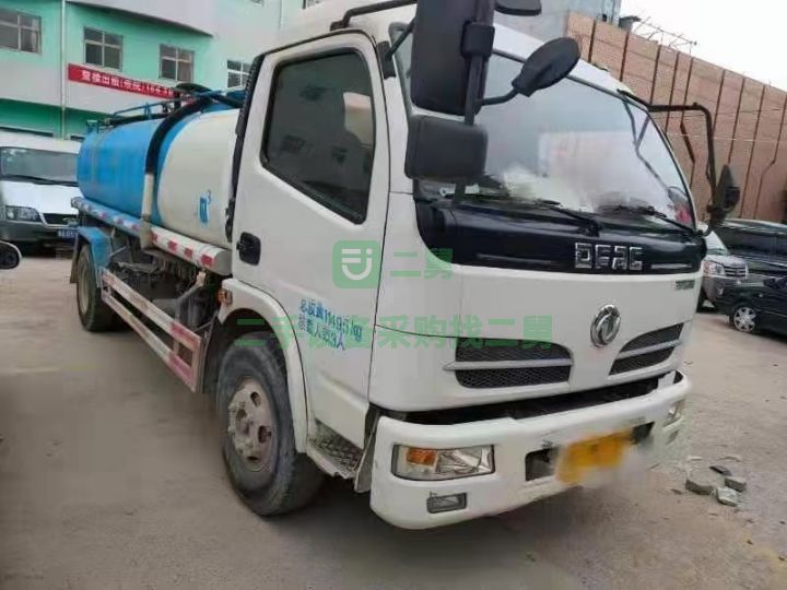 出售二手的東風(fēng)D7道路噴灑車園林綠化灑水車
