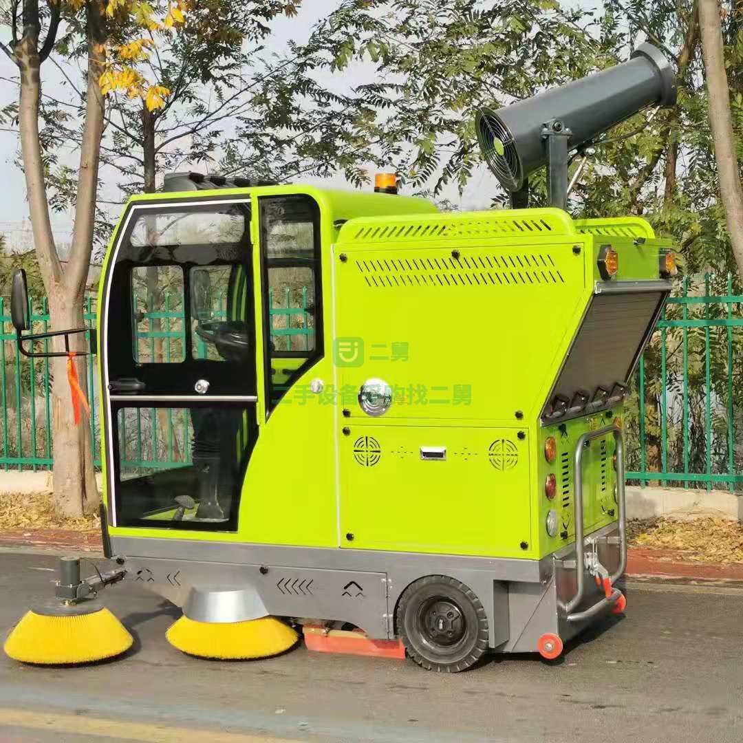 出售電動清掃車前邊刷自由伸縮雙風機雙吸塵雙濾芯大容量水箱前置降塵噴霧