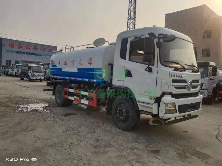 出售二手的東風(fēng)玉虎道路噴灑園林綠化灑水車