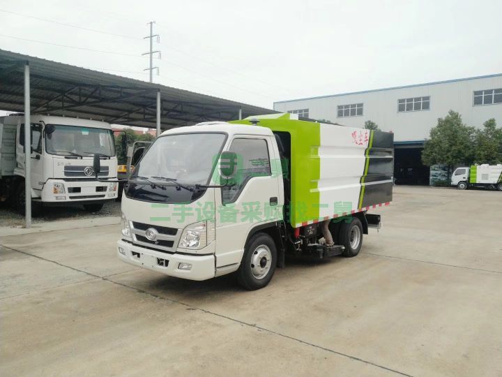 低價(jià)出售21年的東風(fēng)掃路車，免費(fèi)質(zhì)保一年