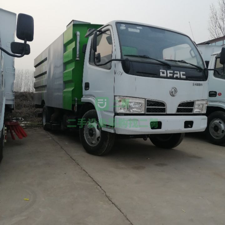 低價(jià)出售21年的東風(fēng)掃路車，免費(fèi)質(zhì)保一年