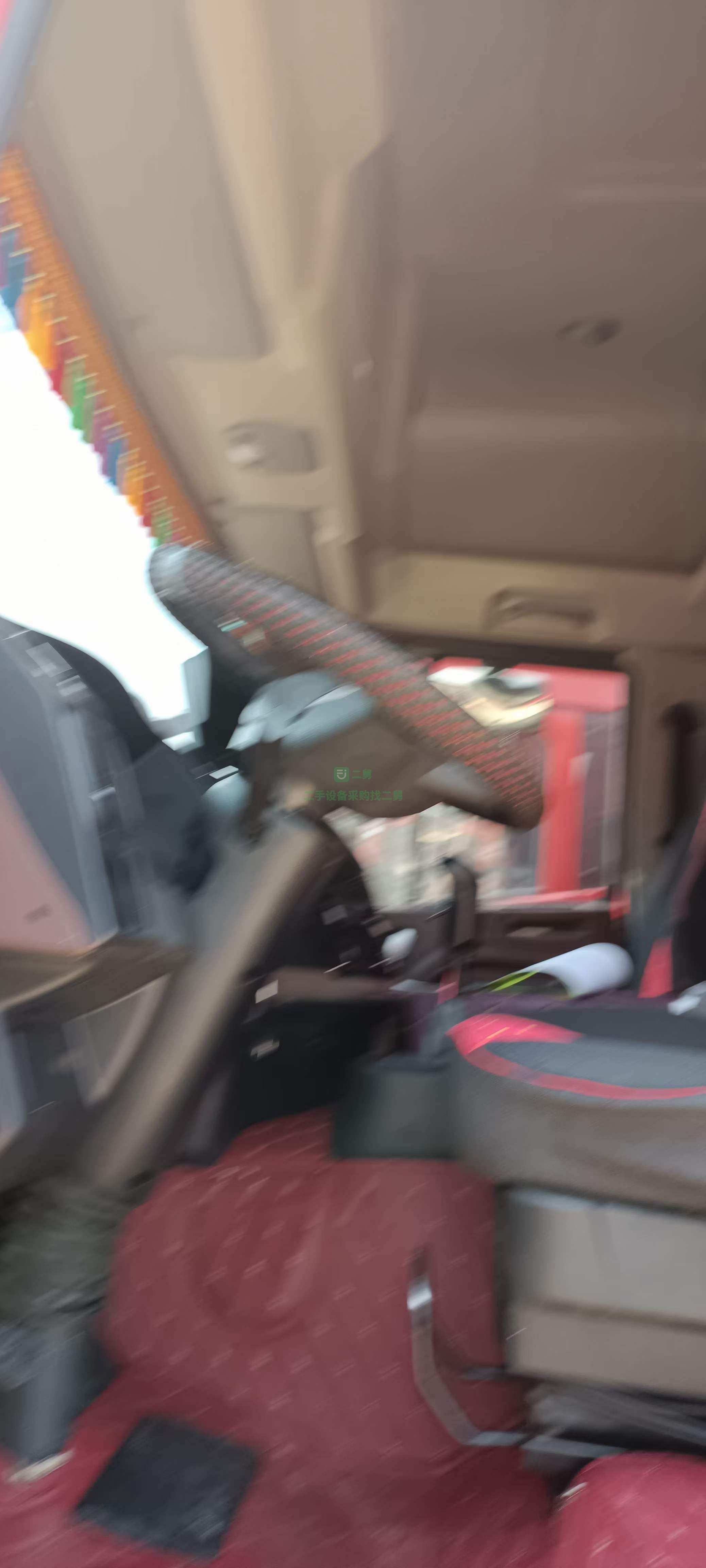 出售國(guó)五六米八格爾發(fā)K5六缸十速240馬力高頂雙臥貨車(chē)