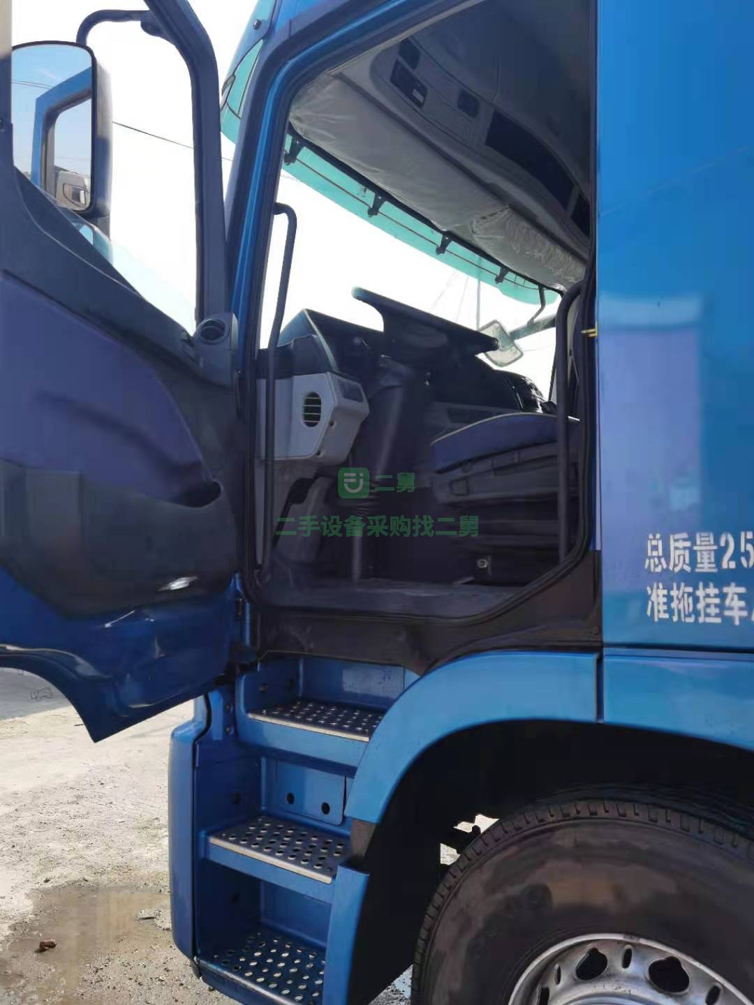出售2020年8月采孚自動檔歐曼GTL牽引車460馬力