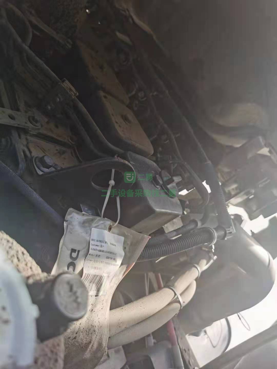 出售19年的國五東風專地十五噸灑水車康明斯發動機