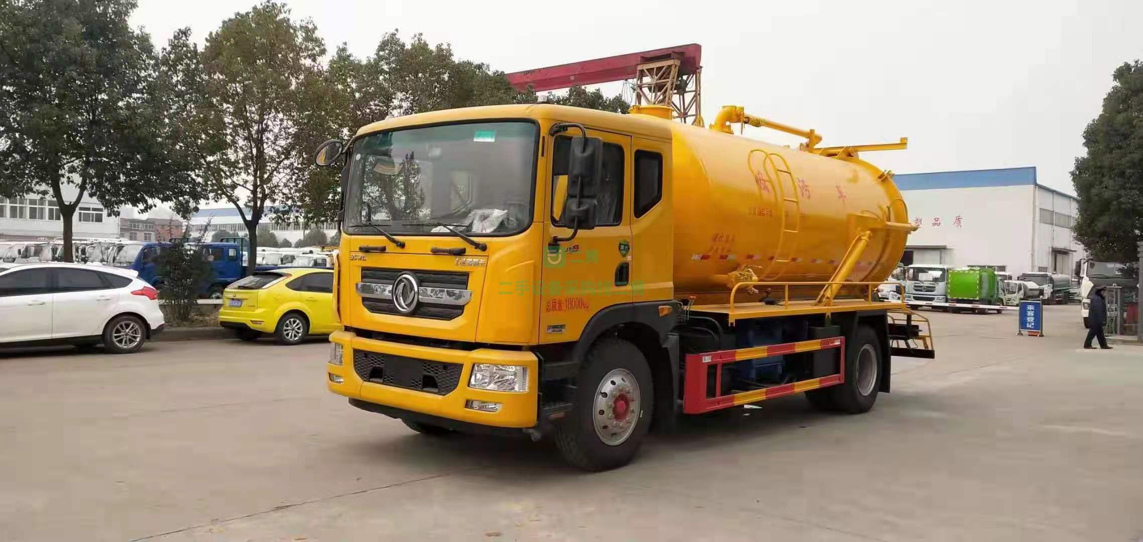 出售東風多利卡12方吸污車玉柴發動機165馬力