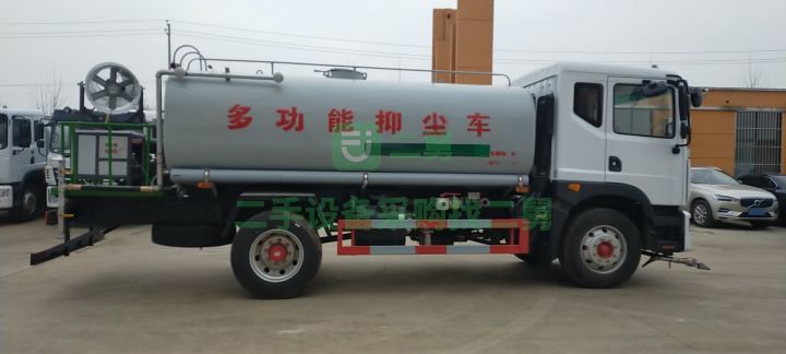 山東出售二手九成新的祥農吸糞車