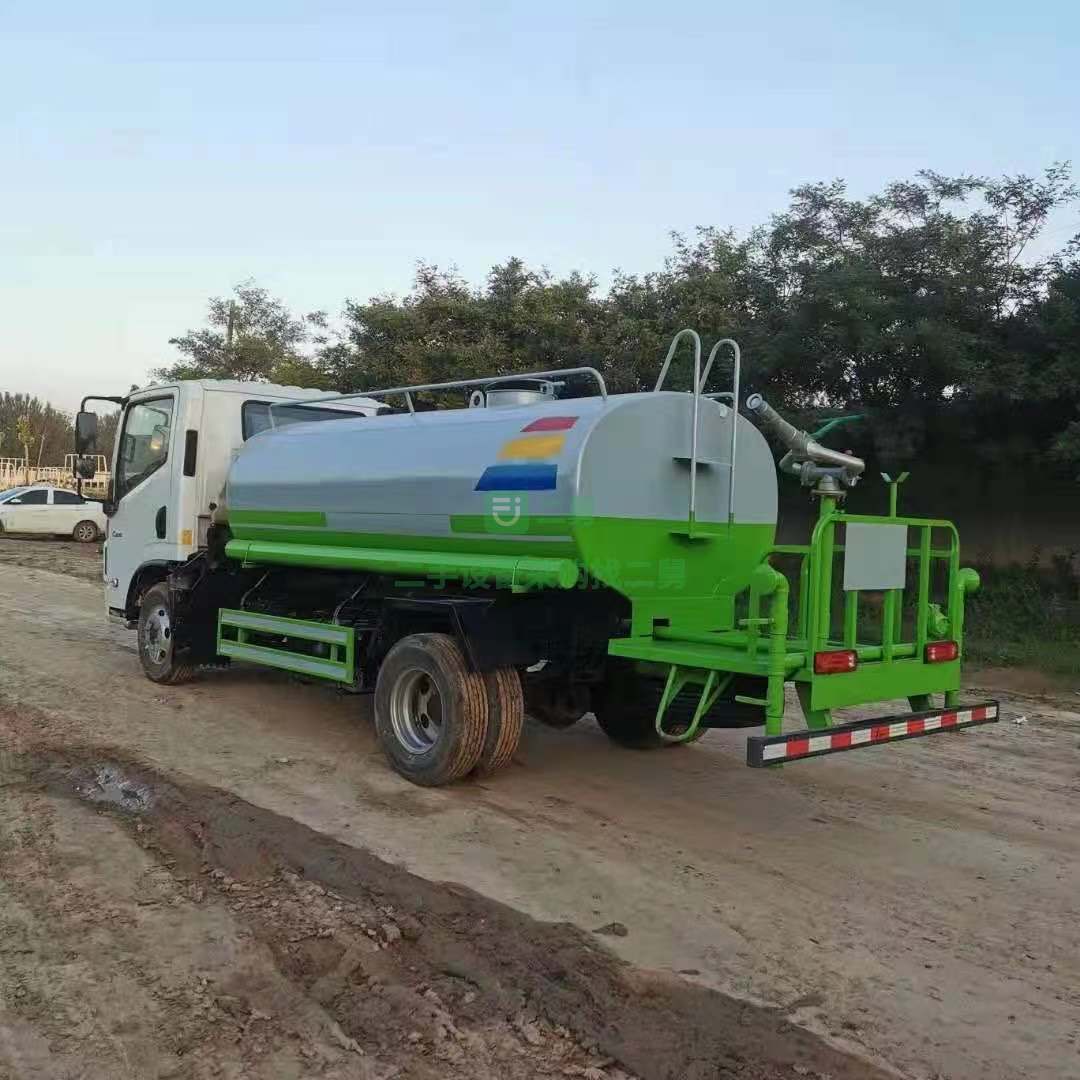 出售國六實驗車灑水車無法上牌云內動力170馬力發動機