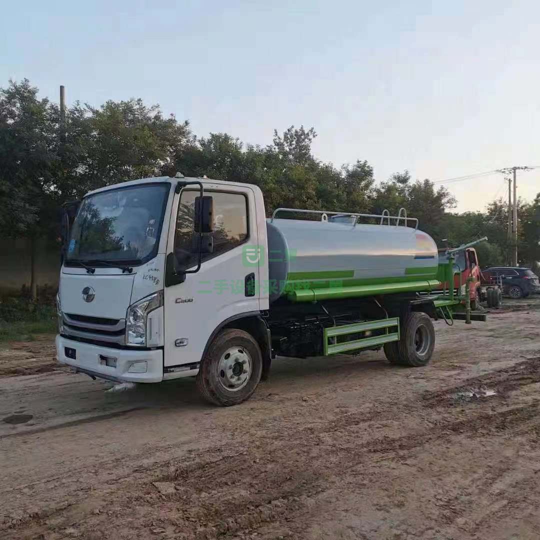 出售國六實驗車灑水車無法上牌云內動力170馬力發動機