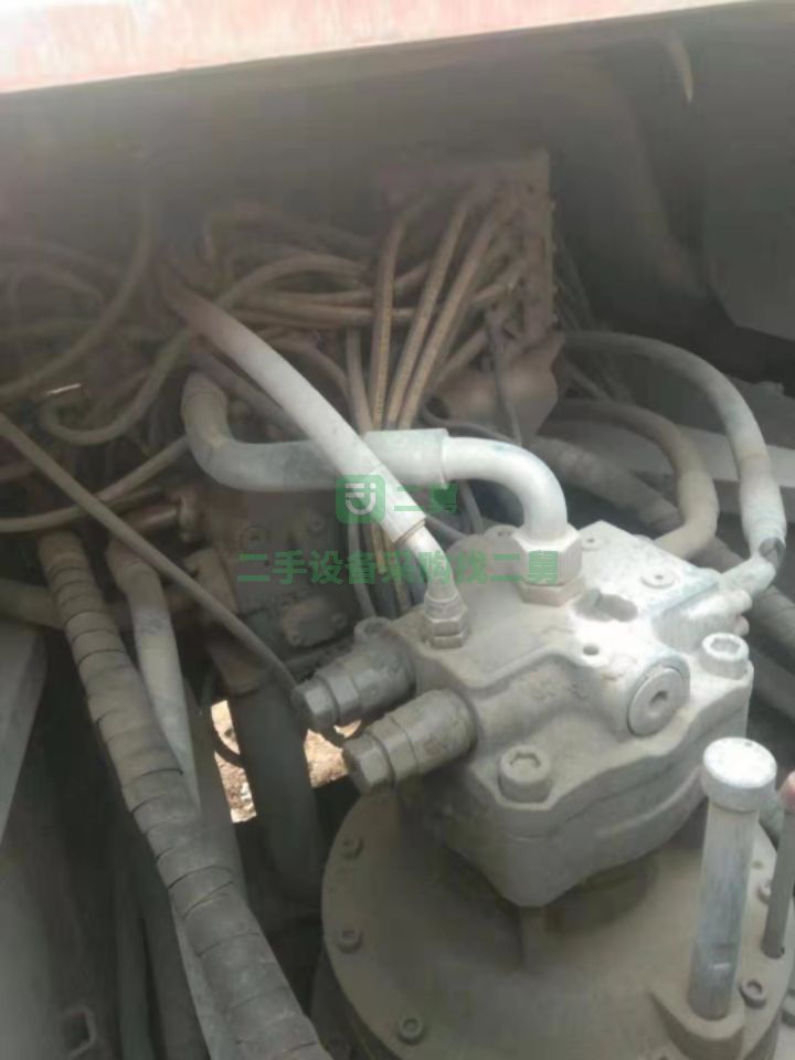 出售日歷330-5挖掘機，保證原版原漆原配件，車況好不好自己看，絕對板正
