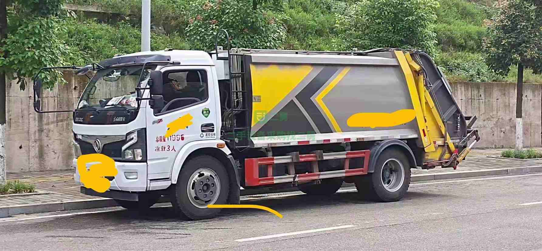 出售21年的東風系列壓縮垃圾車