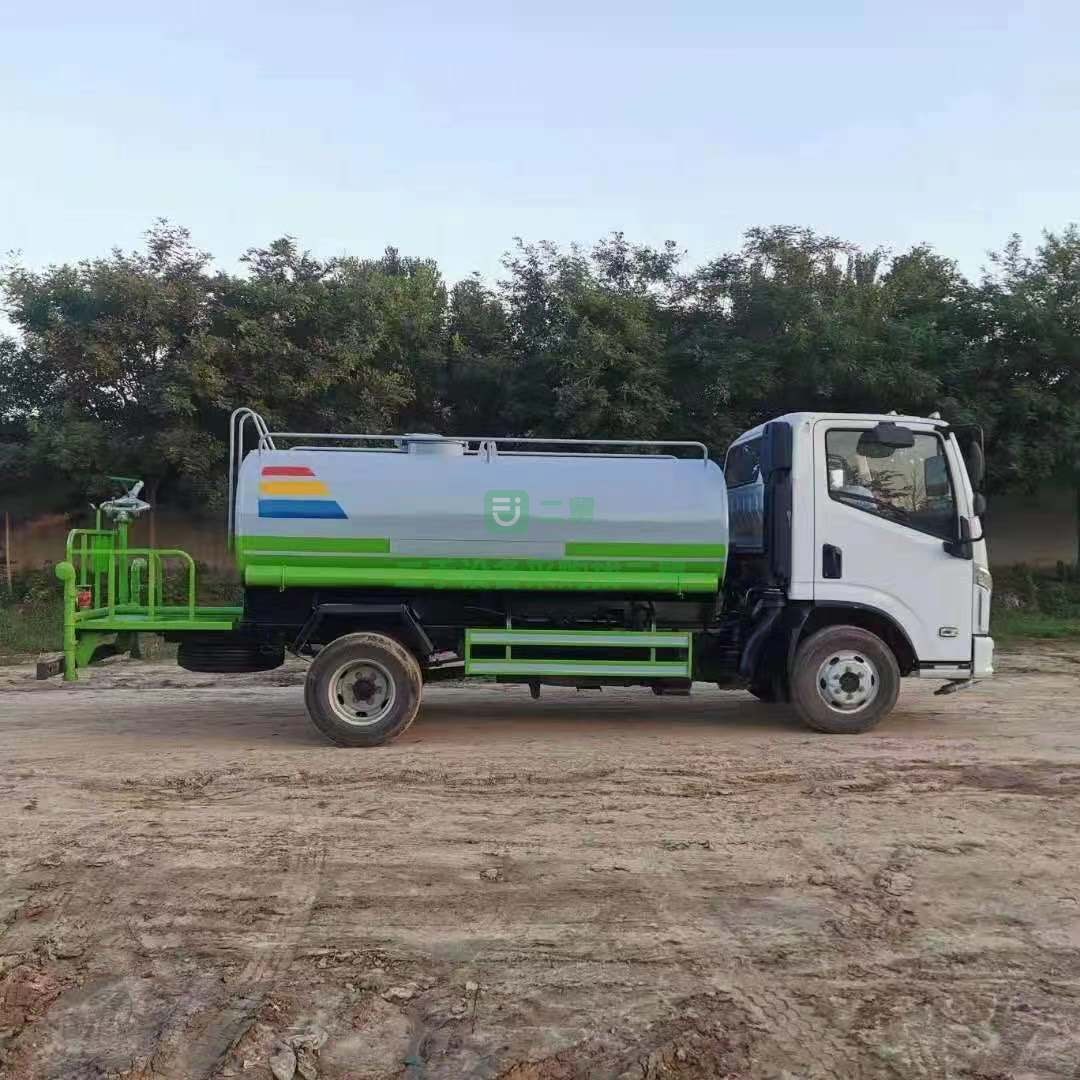 出售國六實驗車灑水車無法上牌云內動力170馬力發動機