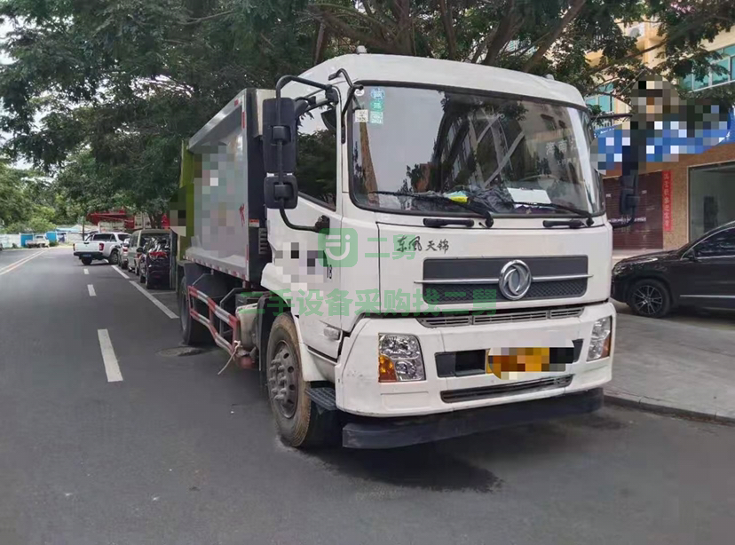出售21年的東風系列壓縮垃圾車