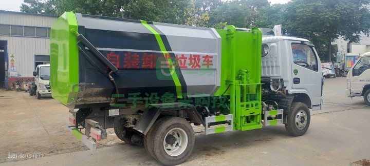 山東出售二手九成新的祥農吸糞車