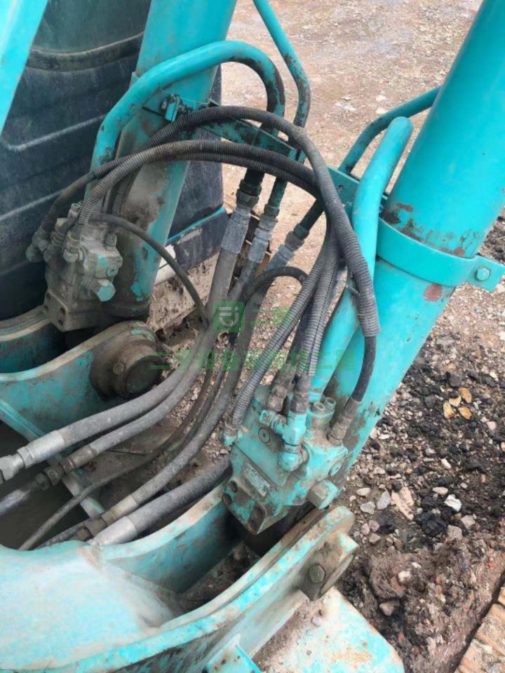 出售二手八成新的神剛200-12挖掘機