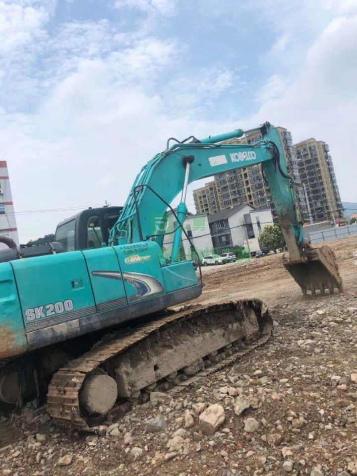 出售二手八成新的神剛200-12挖掘機