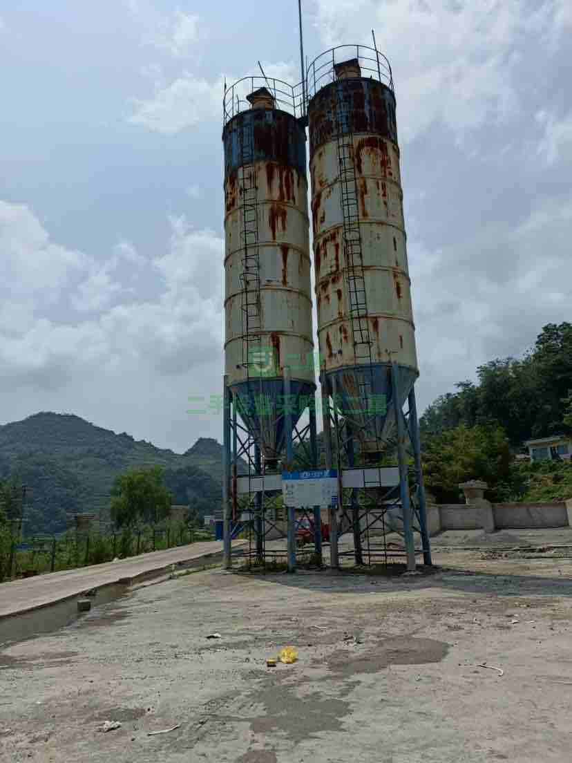 貴州出售二手七成新的100噸水泥罐