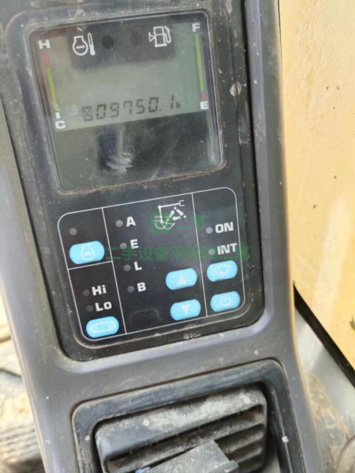 出售二手的13年極品小松110-7挖掘機(jī)