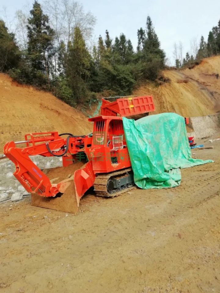出售二手犁程科技120扒渣鏟運機