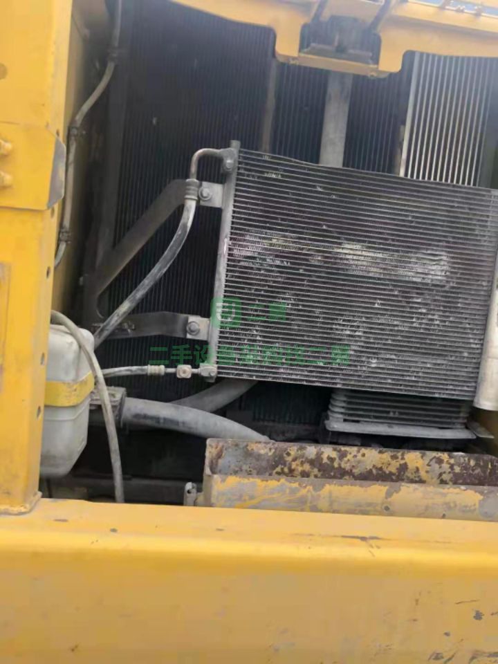 出售二手的14年極品小松200-8Mo挖掘機