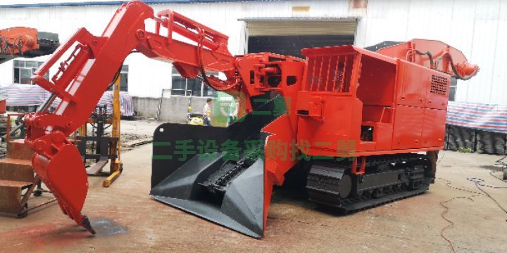 出售二手犁程科技120扒渣鏟運機