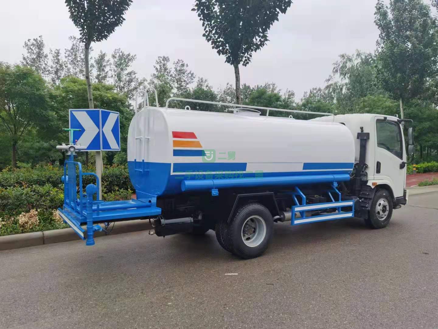 出售國三庫存東風8立方灑水車高低速斷氣剎方向助力750-16鋼絲胎