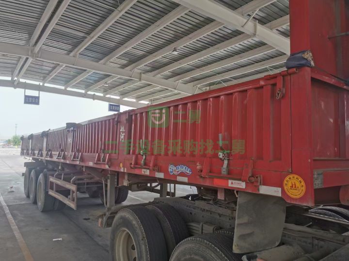 出售牽引車三年半歐曼EST510高配高頂16速，帶液緩