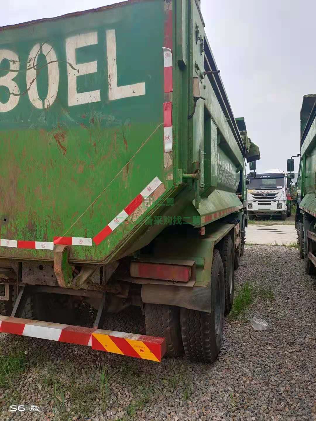 出售紅巖杰獅20年8月的前四后八6.5米自卸車(chē)