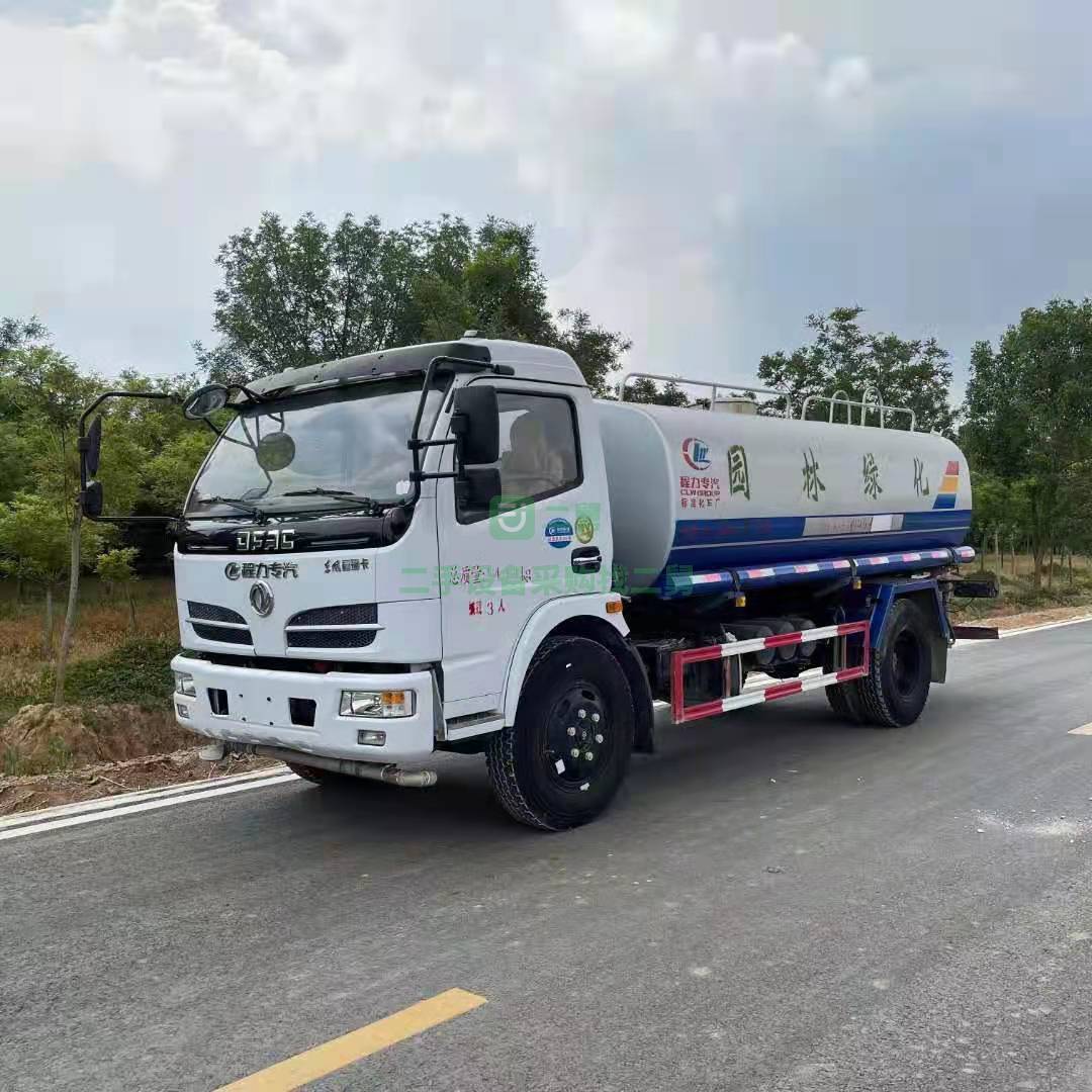出售2018年東風福瑞卡灑水車云內(nèi)錫柴發(fā)動機135馬力
