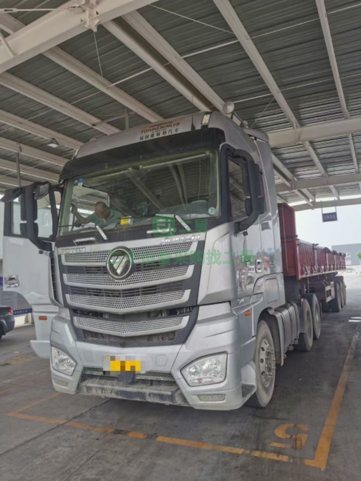 出售牽引車三年半歐曼EST510高配高頂16速，帶液緩