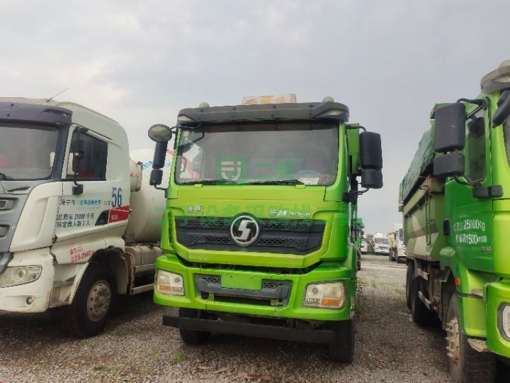 出售二手九成新的德龍新M3000自卸車
