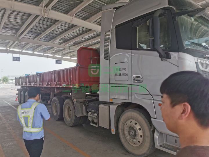 出售牽引車三年半歐曼EST510高配高頂16速，帶液緩