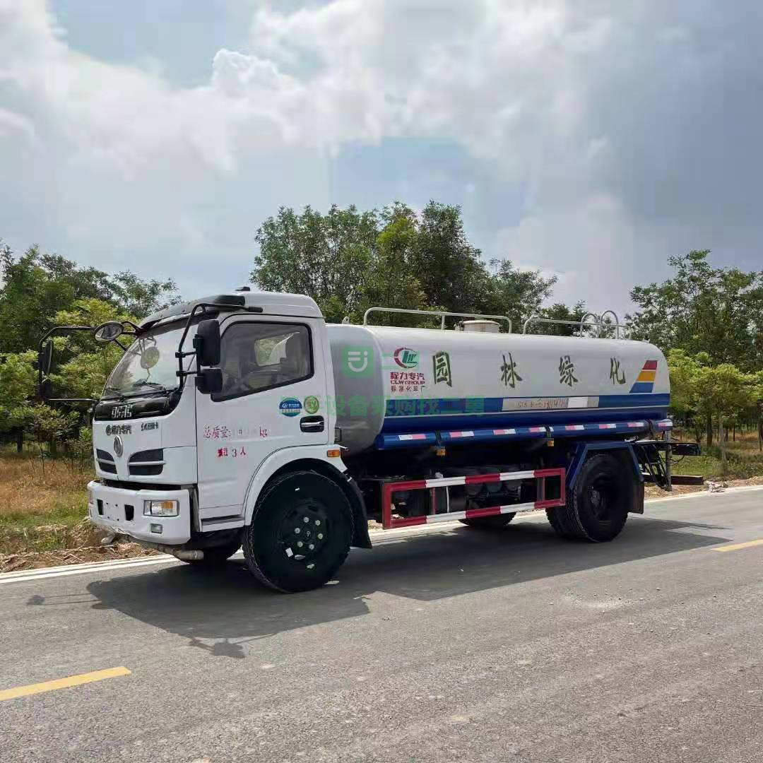 出售2018年東風福瑞卡灑水車云內(nèi)錫柴發(fā)動機135馬力