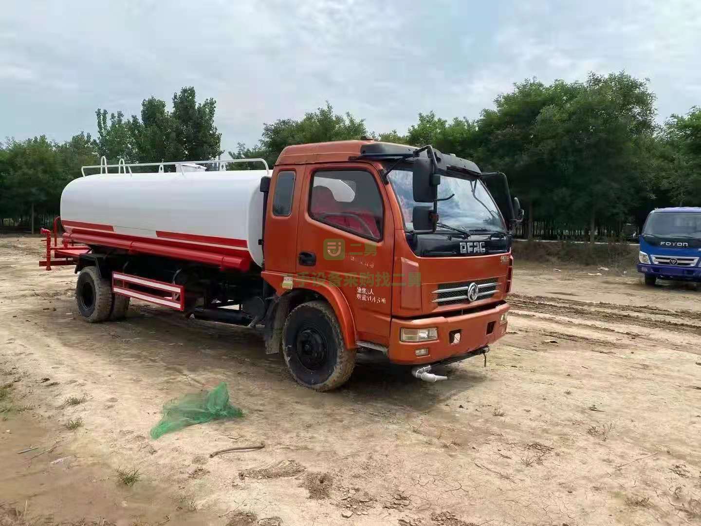 出售東風康霸10立方二手灑水車無手續全新罐體和龍王水泵