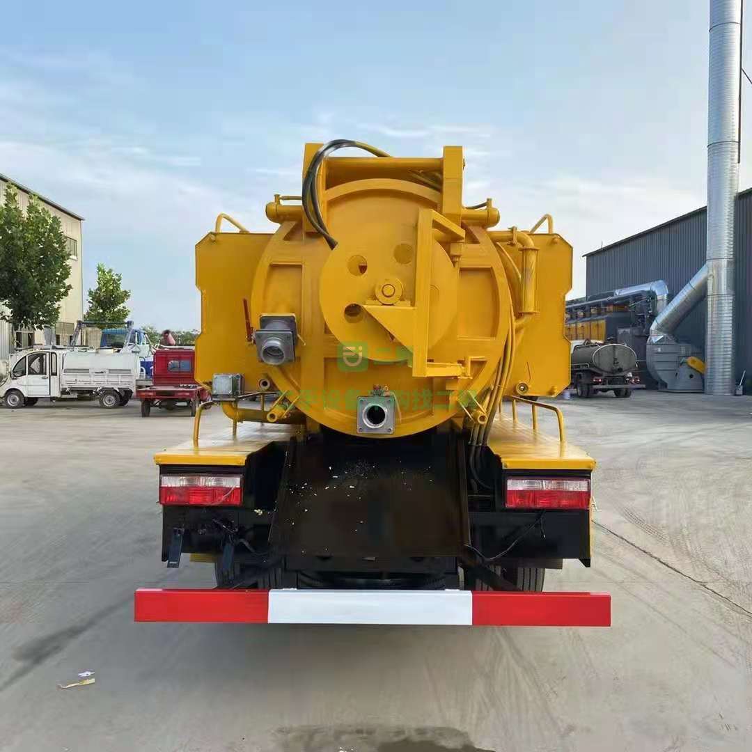 出售東風(fēng)高壓清洗吸污兩用車清洗2方吸污4方