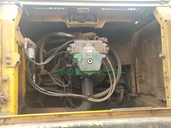 北京出售二手八成新的小松300-7挖掘機
