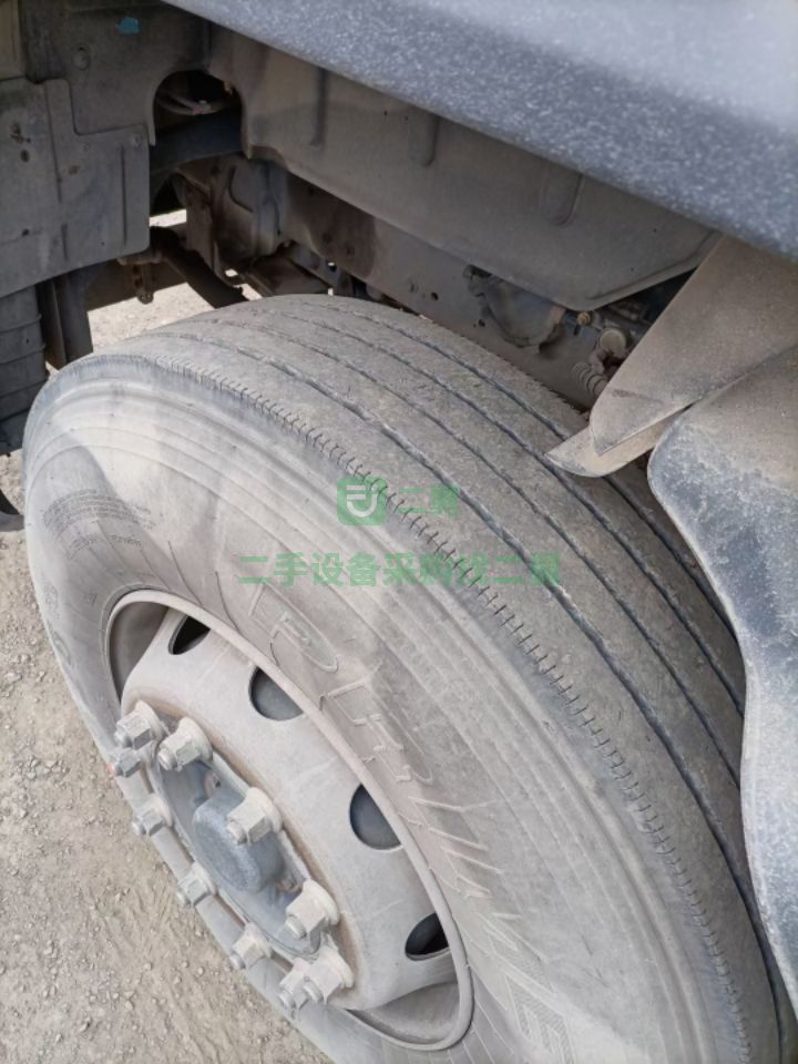 出售二手的牽引車一年一個月乘龍H5/430馬力濰柴動力全保險