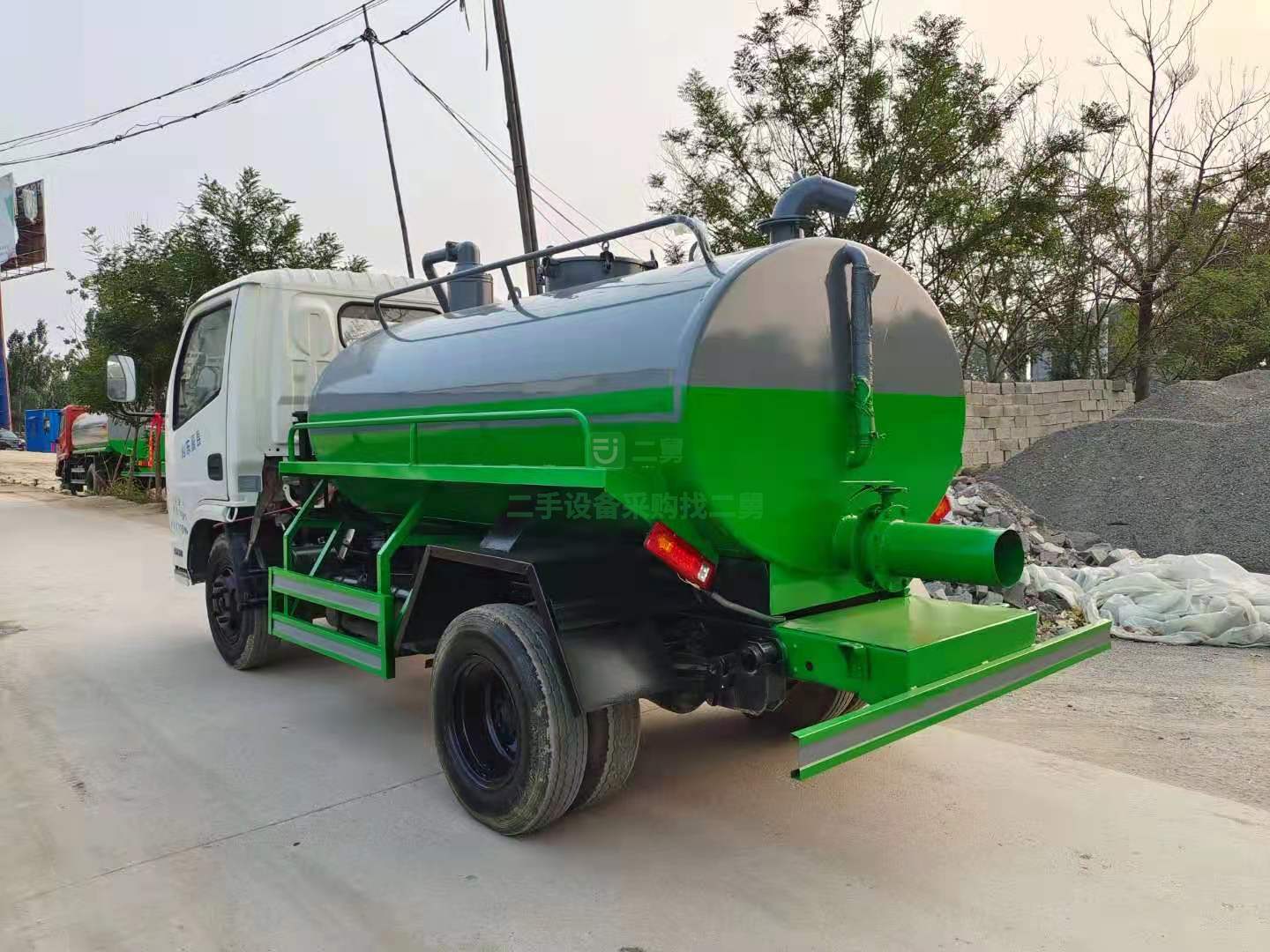 東風福瑞卡改裝3立方吸糞車出售