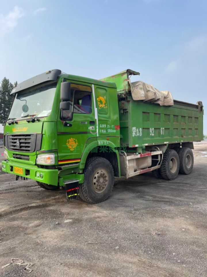 出售豪沃自卸車大泵國三336馬力