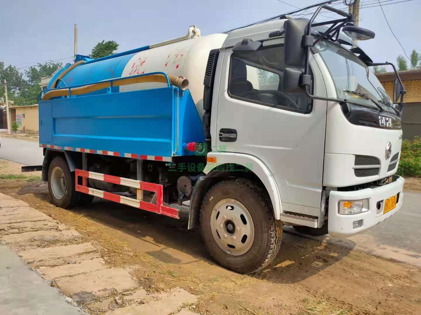 出售國(guó)五2020年5月東風(fēng)福瑞卡7+3清洗吸污車(chē)