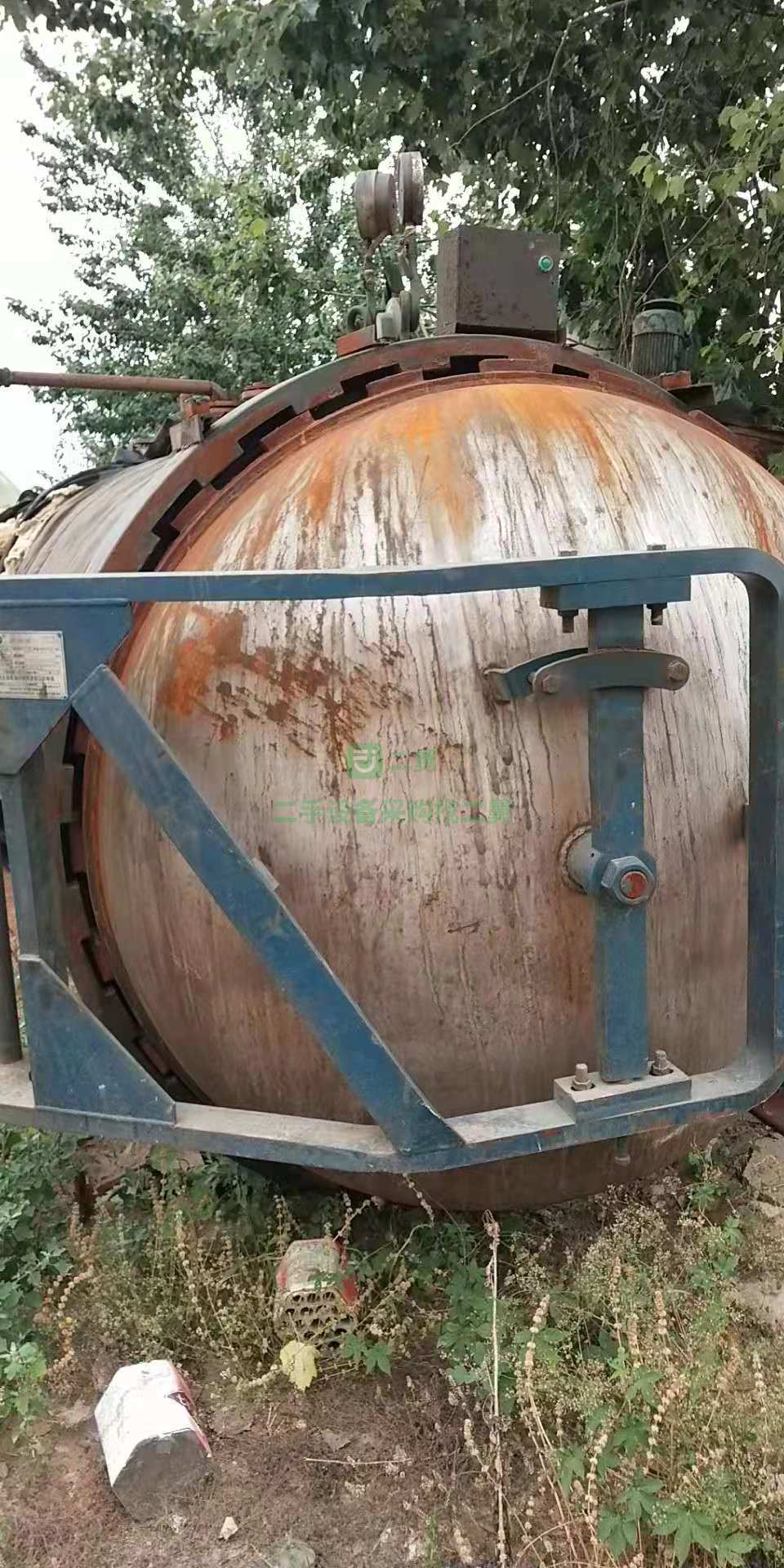 出售二手八成新的鎮江1.7x4.2米硫化罐