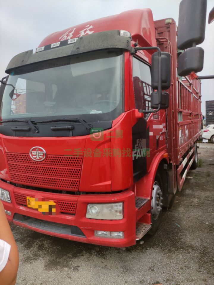 出售18年11月一汽解放J6六缸6.8米高欄貨車