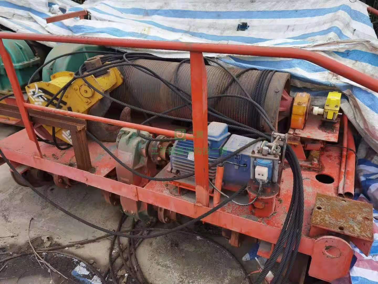 出售QD雙梁二手10噸行車，跨度28.5米