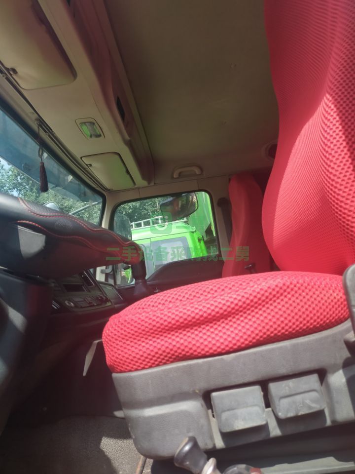 出售18年新款歐曼ETX自卸車，濰柴375馬力貨箱長度7.6